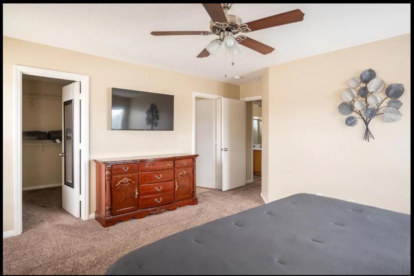 4 Bedroom North Las Vegas With Pool Exterior photo